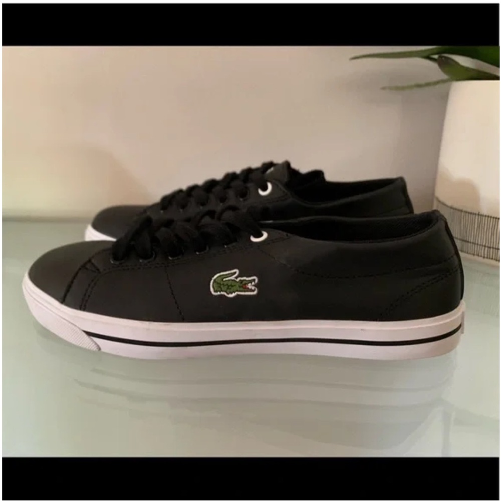 Kids Lacoste Black Sneakers size 3.5